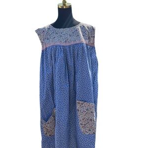 Super cute oversized tent dress